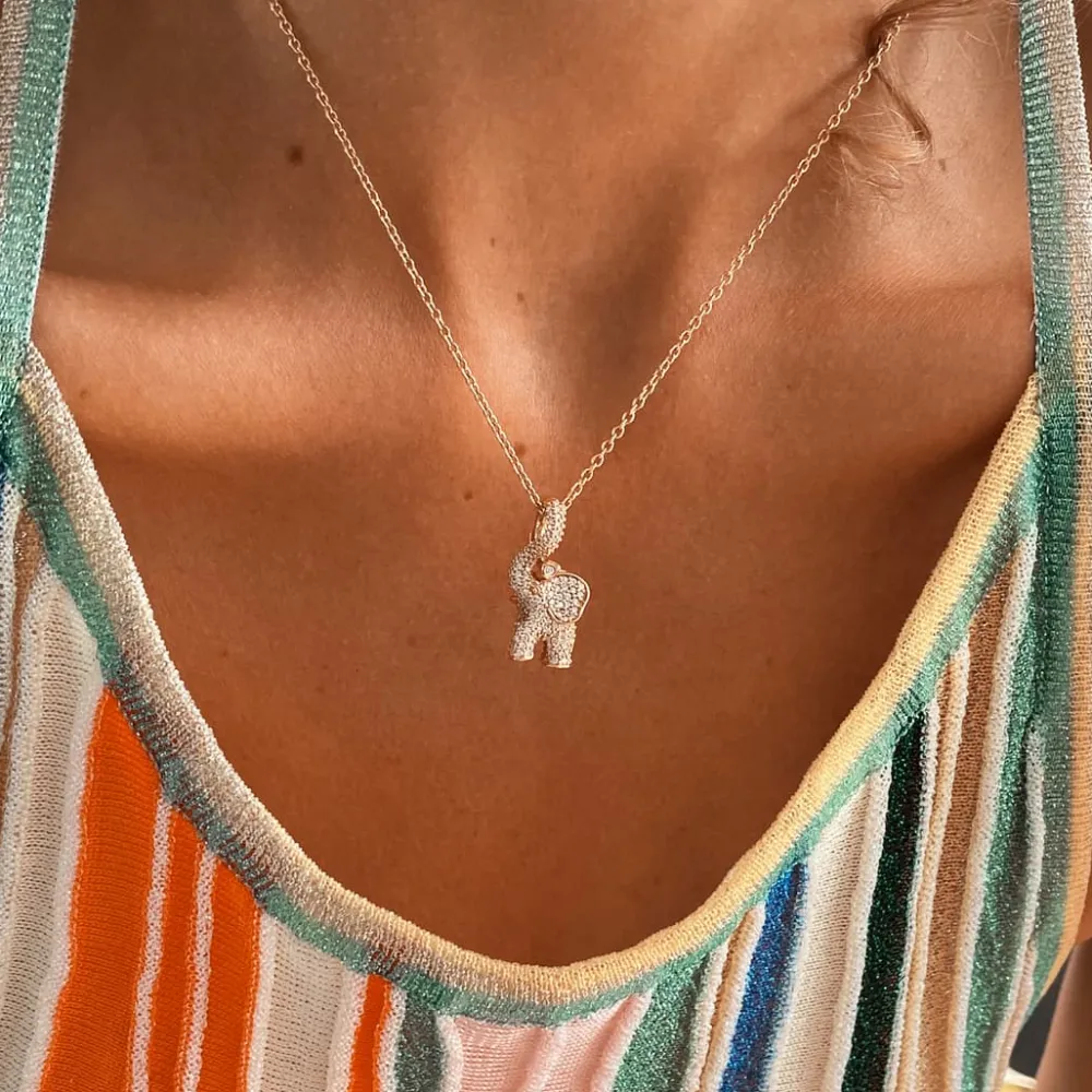 Ole Lynggaard Pendants-Elephant pendant medium pavé