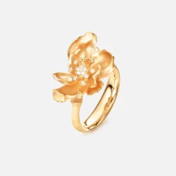 Ole Lynggaard Rings | New In-Wild Rose ring
